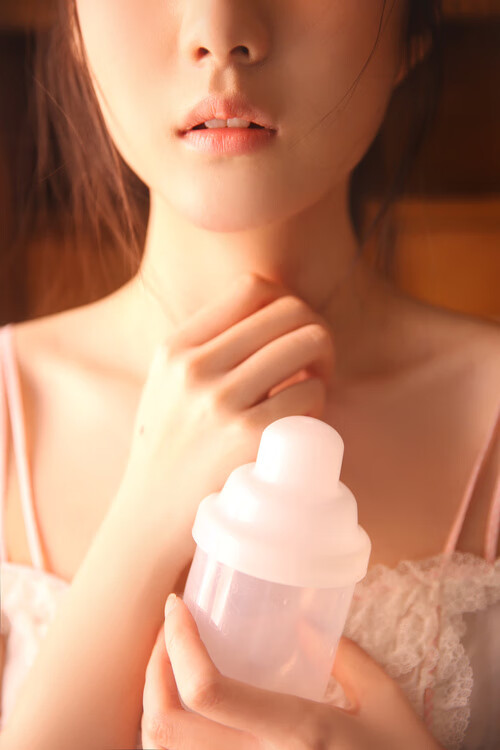 “东安湖体育公园迎来跑酷明星,挑战全新极限”